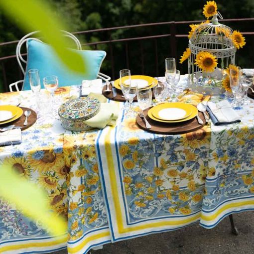 Sungarden Linen Tablecloths
